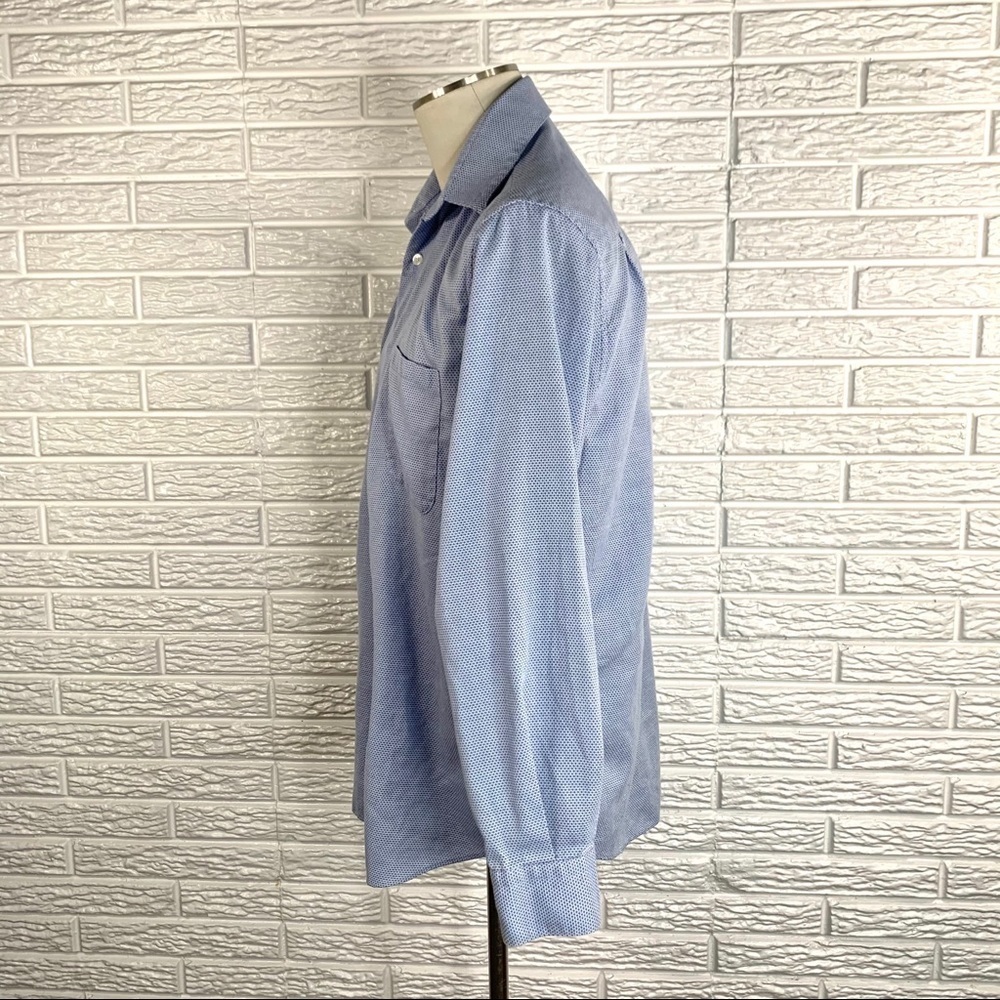 Axist Essentials Micro-Patterned Button Up Shirt - Picture 5 of 6